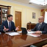 Александр Бречалов оценил вклад депутатов «Единой России» в развитие Глазова