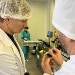 Александр Брыксин посетил Курскую биофабрику «БИОК»