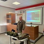 Уроки мужества для школьников Липецкой области проводят единороссы, участники СВО
