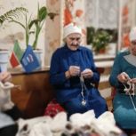 Жители Муслюмовского района изготовили окопные свечи и собрали теплые вещи для бойцов СВО