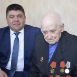 В Хайбуллинском районе ветерана поздравили со 100-летием