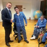 Антон Красноштанов навестил участников СВО из Иркутской области в госпитале им. Н. Н. Бурденко