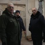 Сергей Дубовой проинспектировал ход капитального ремонта Дома офицеров в Заозерске