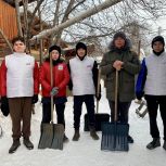 В Северобайкальске молодогвардейцы помогли матери погибшего бойца СВО в рамках «Недели добра»