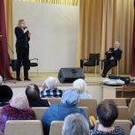 Анна Соломеина  пообщалась с ветеранами Уральского алюминиевого завода