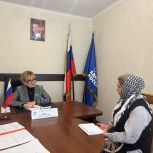 Депутат НС РД Асият Алиева провела прием граждан по земельным вопросам