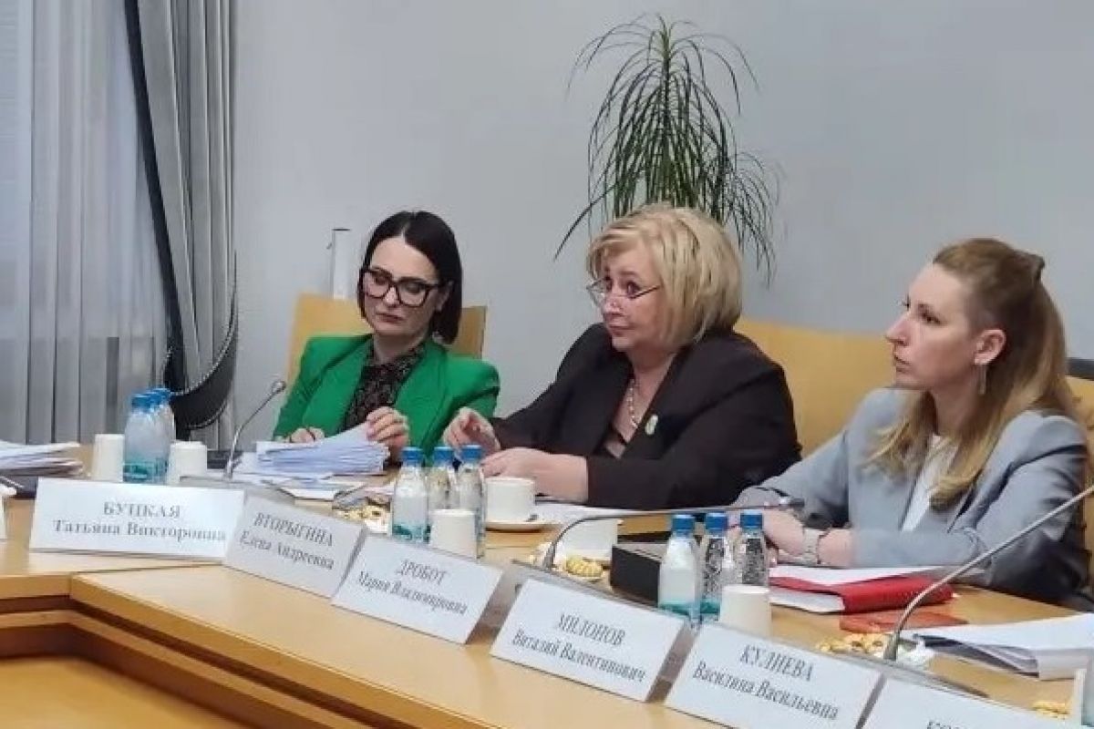 Елена Вторыгина выступила на заседании профильного Комитета Госдумы по вопросам организации детского отдыха