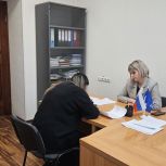 Депутат «Единой России» Мария Аплеталина провела в Волжском прием в рамках Единого дня помощи участникам СВО и их семьям