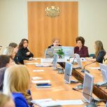 Участницы женских клубов Тюменской области формируют предложения для Народной программы