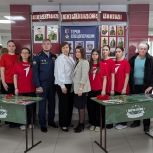 Две Парты Героя установили в Бийске в честь участников СВО