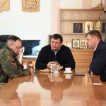При содействии Игоря Ляхова смоленским бойцам передадут внедорожник