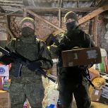 Единороссы запада Москвы поздравили участников СВО с Днём защитника Отечества на линии соприкосновения