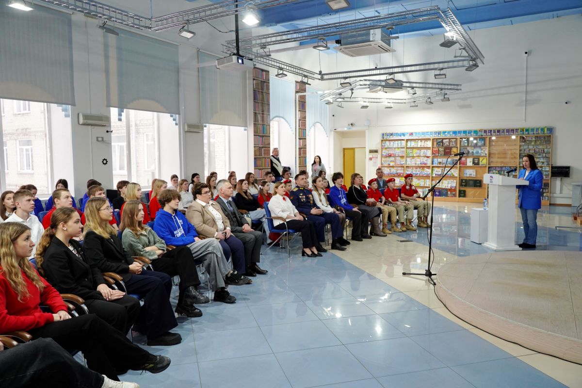«Единая Россия организовала для школьников региона онлайн-урок мужества «Помни. Знай. Не забывай»