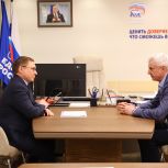 Владимир Якушев и Сергей Носов обсудили приоритетные направления работы «Единой России» в Магаданской области