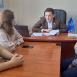 Владислав Уланов провёл приём граждан в Октябрьском округе