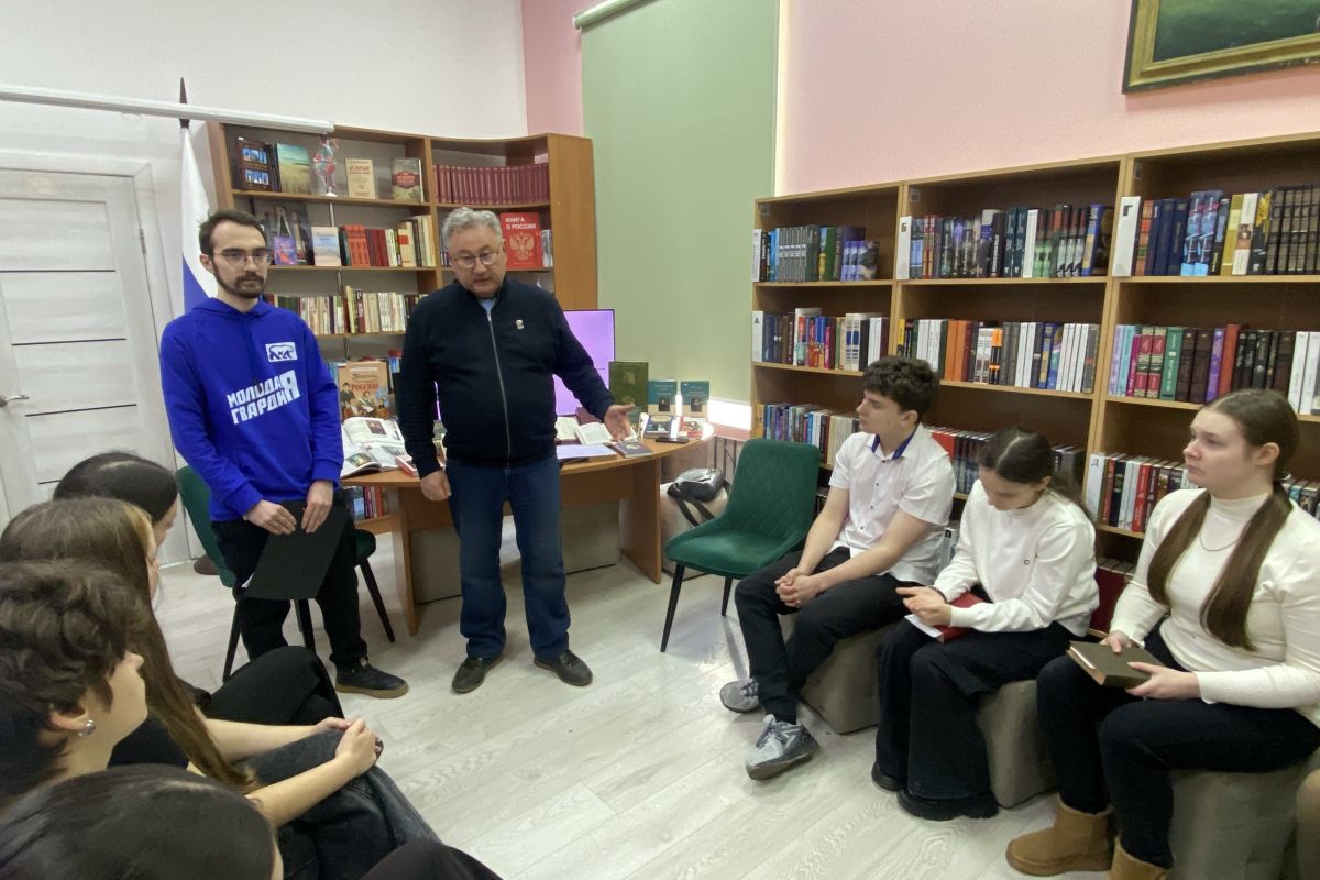 В Херсонской области «Единая Россия» провела литературные гостиные и уроки памяти Александра Пушкина