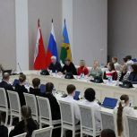 Новоусманские единороссы обсудили развитие проектов, направленных на поддержку детских творческих коллективов