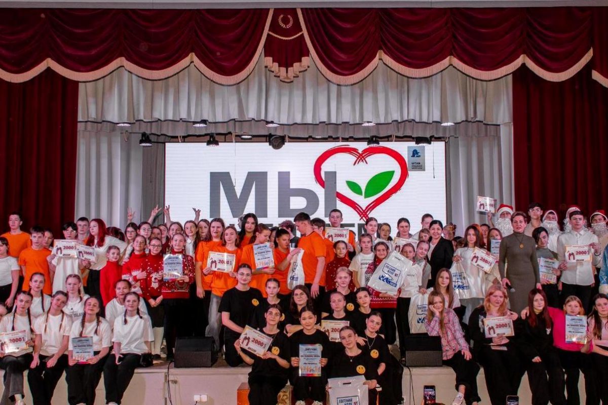 «Мы выбираем жизнь»: в Октябрьском прошел фестиваль агитбригад ЗОЖ