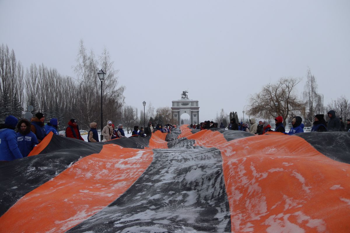 «Единая Россия» организовала памятные акции к 83-й годовщине освобождения Курска от немецких захватчиков