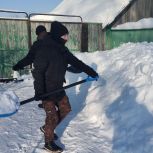В Рязанской и Кемеровской областях «Молодая Гвардия Единой России» помогла убрать снег во дворах и возле соцобъектов