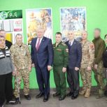 В Заинске участникам специальной военной операции организовали бесплатный киносеанс