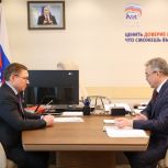 Владимир Якушев и Владимир Владимиров обсудили реализацию народной программы и приоритетные задачи «Единой России» в регионе
