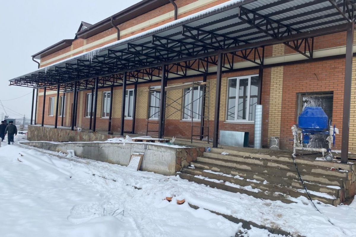 В сельском поселении Али-Юрт в апреле откроется новая участковая больница на 30 коек