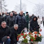 Сторонники «Единой России» почтили память воинов-интернационалистов