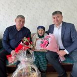 «Единая Россия» поздравила с Днем рождения ветерана Великой Отечественной войны