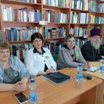 Лучшей хозяйке района вручили сладкий пирог