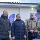 «Единая Россия» и фонд «Наша Правда» передали автомобиль разведчикам на Херсонском направлении и генераторы в прифронтовые округа