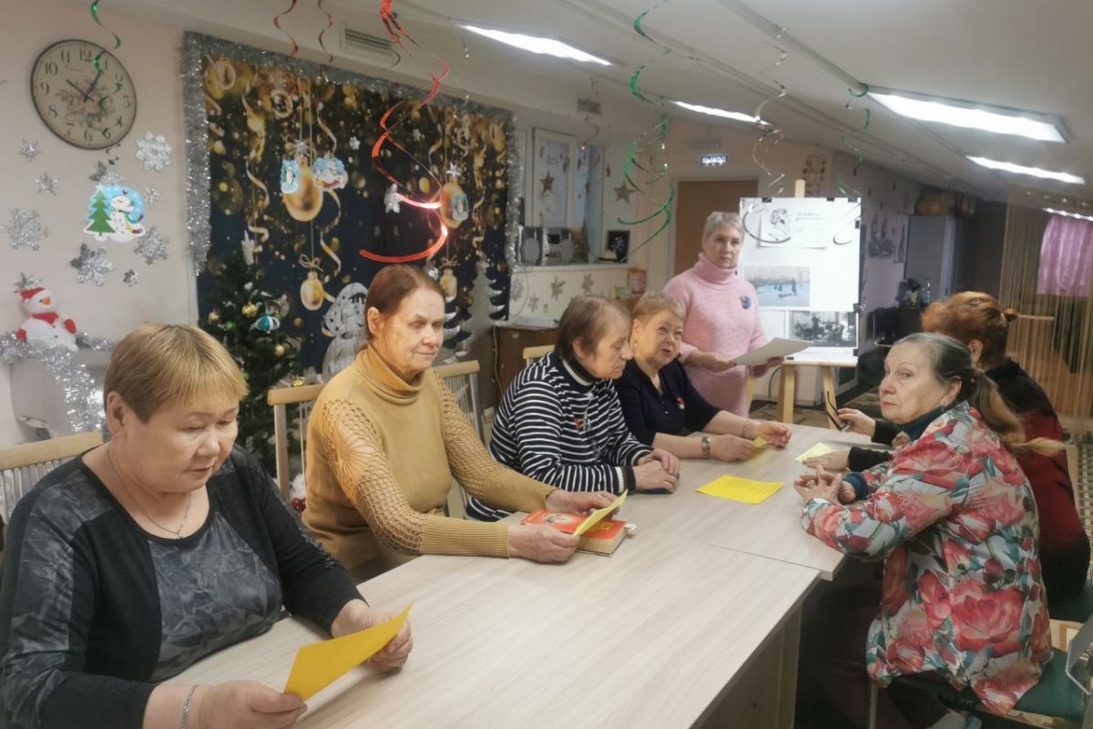 В литературной гостиной «Гармония» Надымского района состоялся час памяти, посвящённый Александру Сергеевичу Пушкину