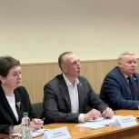 Александр Козловский собрал в районах Псковской области предложения в Народную программу партии