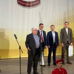 Преемственность подвига: в преддверии 23 февраля в школе искусств им. Хачатуряна прошло награждение медалью «Отец солдата»