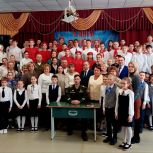 В зеленогорской школе открыли Парту Героя