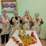 "Старшее поколение": в отделении дневного пребывания Саранска организовали кулинарный мастер-класс