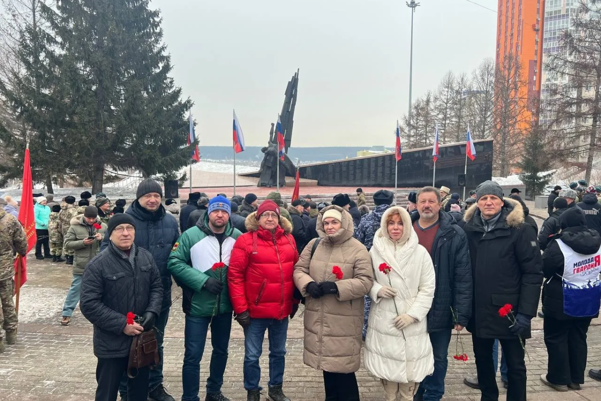 Кузбасские единороссы почтили память воинов-интернационалистов