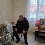 В Предгорном округе 102-летняя связистка Любовь Кожанова приняла поздравления с Днём защитника Отечества