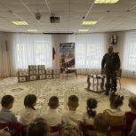 «Единая Россия» в Пензе приняла теплые вещи для бойцов СВО