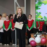 Анна Соломеина приняла участие в открытии кабинета телемедицины и отремонтированного спортзала в медицинском колледже Каменска-Уральского