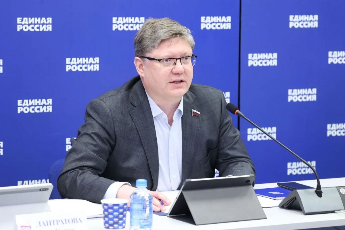 Андрей Исаев: При поддержке «Единой России» трудоустроены 580 тысяч человек