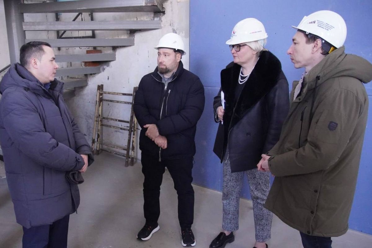 Депутат Госдумы осмотрел кемеровскую школу