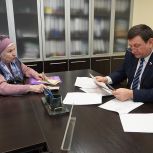 Игорь Ляхов рассмотрел обращения граждан в Смоленске