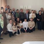Депутат Госдумы от «Единой России» встретился с семьей, в которой 12 детей