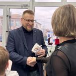 Сторонники Единой России провели «Добрые встречи» накануне Дня защитника Отечества