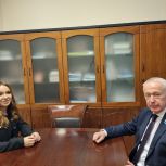 Вячеслав Погудин обсудил будущее медицины и соцполитики с молодёжным лидером