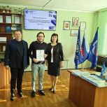 Местные отделения «Единой России» поздравили представителей научного сообщества с профессиональным праздником
