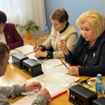 Елена Вторыгина: "Ситуация, когда из-за небольшого превышения дохода семья лишается поддержки, будет исправлена законодательно"