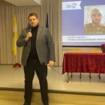 В школе Кисловодска открыли Парту Героя в честь Марата Матевосяна
