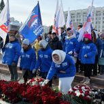 «Будем делать всё, чтобы приблизить Победу!»: в Самаре почтили память защитников Отечества